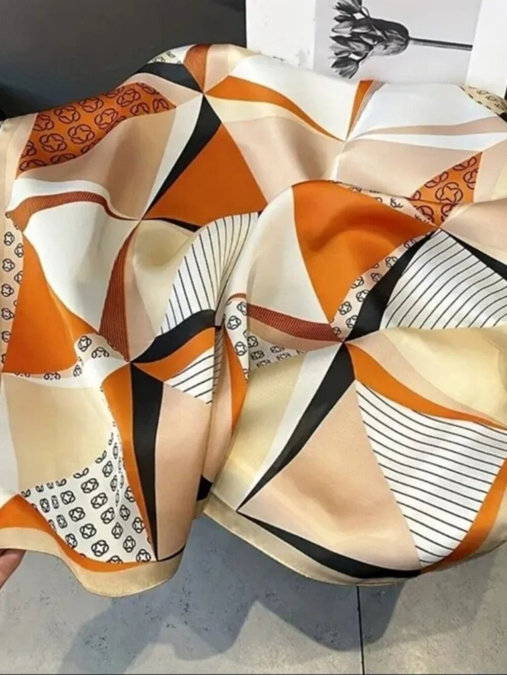 Silk-feel Elegant FloraPattern Scarf in White, Gold & Navy